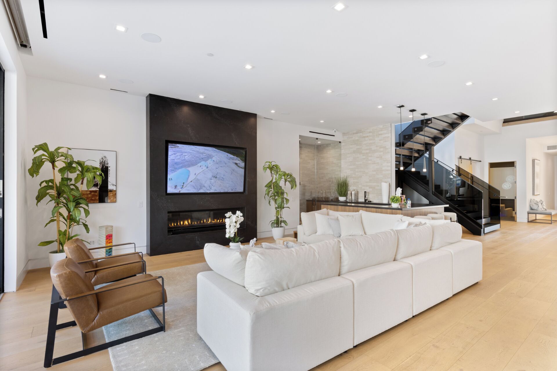 Maison Luxe, plusieurs lits, accès piscine, vue piscine (Melvin Modern) | Hall