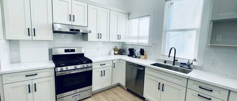 Fridge, microwave, oven, dishwasher