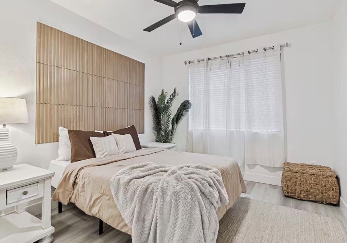 2 habitaciones, tabla de planchar con plancha, wifi y ropa de cama 
