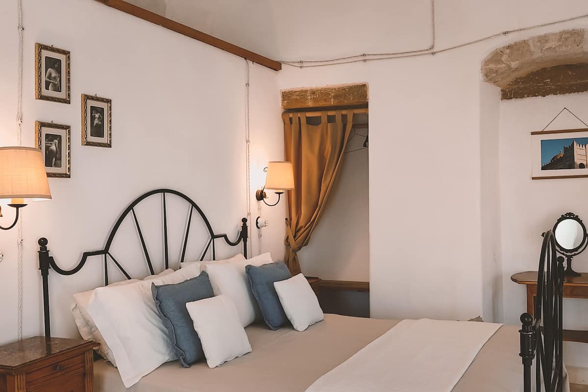 Camera Comfort, patio, vista giardino | Una scrivania, postazione laptop, Wi-Fi gratuito