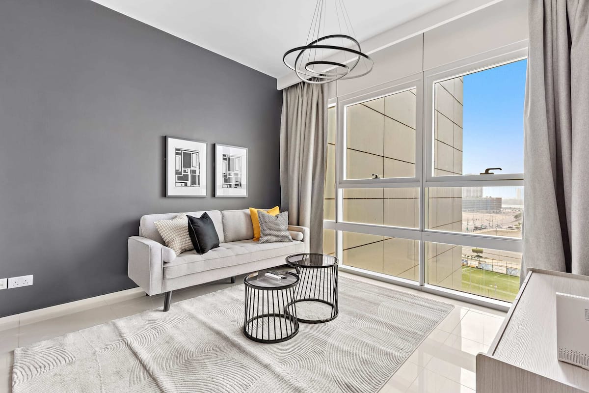 Traditional Apartment | Living area | 50-inch Smart TV with digital channels