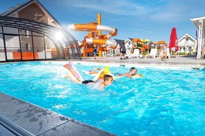 Pool - Holiday Home in Sarbinowo near Beach & Pool (Sarbinowo)