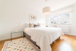 1 chambre, fer et planche à repasser, Wi-Fi gratuit, draps fournis