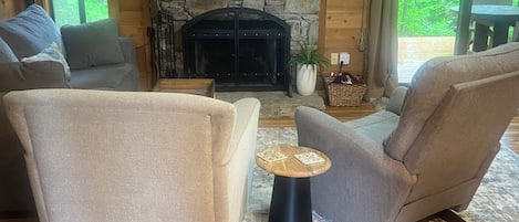 TV connectée, cheminée