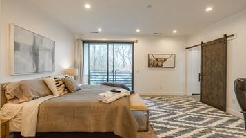 3 bedrooms, desk, free WiFi, bed sheets