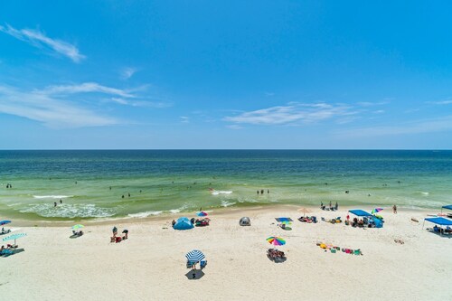 Beachfront | Studio | Pool | Amazing Sunsets