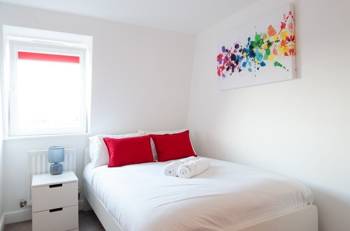 2 bedrooms