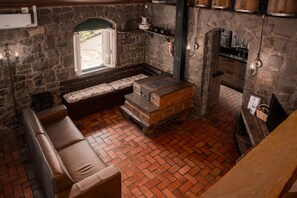 42-inch Smart TV with satellite channels - Casa de Pedra Mena Kaho (Bento Gonçalves)