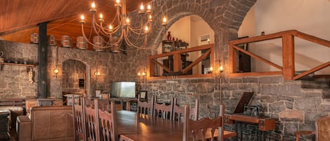 Smart TV de 42 pulgadas con canales vía satélite