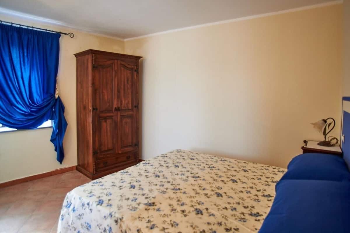 Basic Apartment | 1 bedroom, in-room safe, iron/ironing board, free WiFi