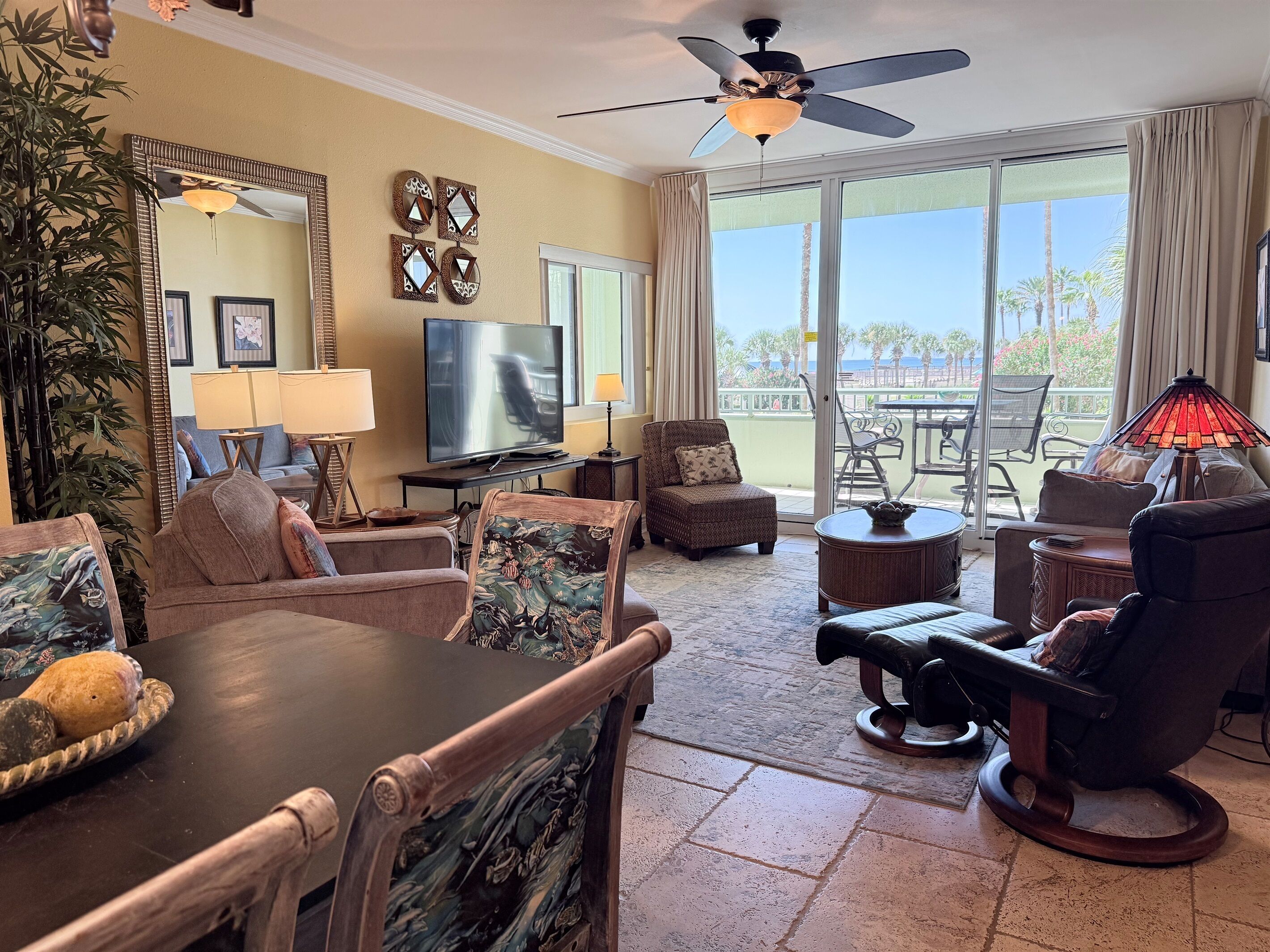 リビング エリア