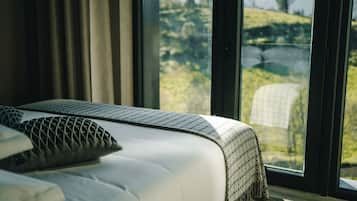 Habitación familiar, vistas a la montaña | 2 dormitorios, sistema de insonorización, wifi gratis