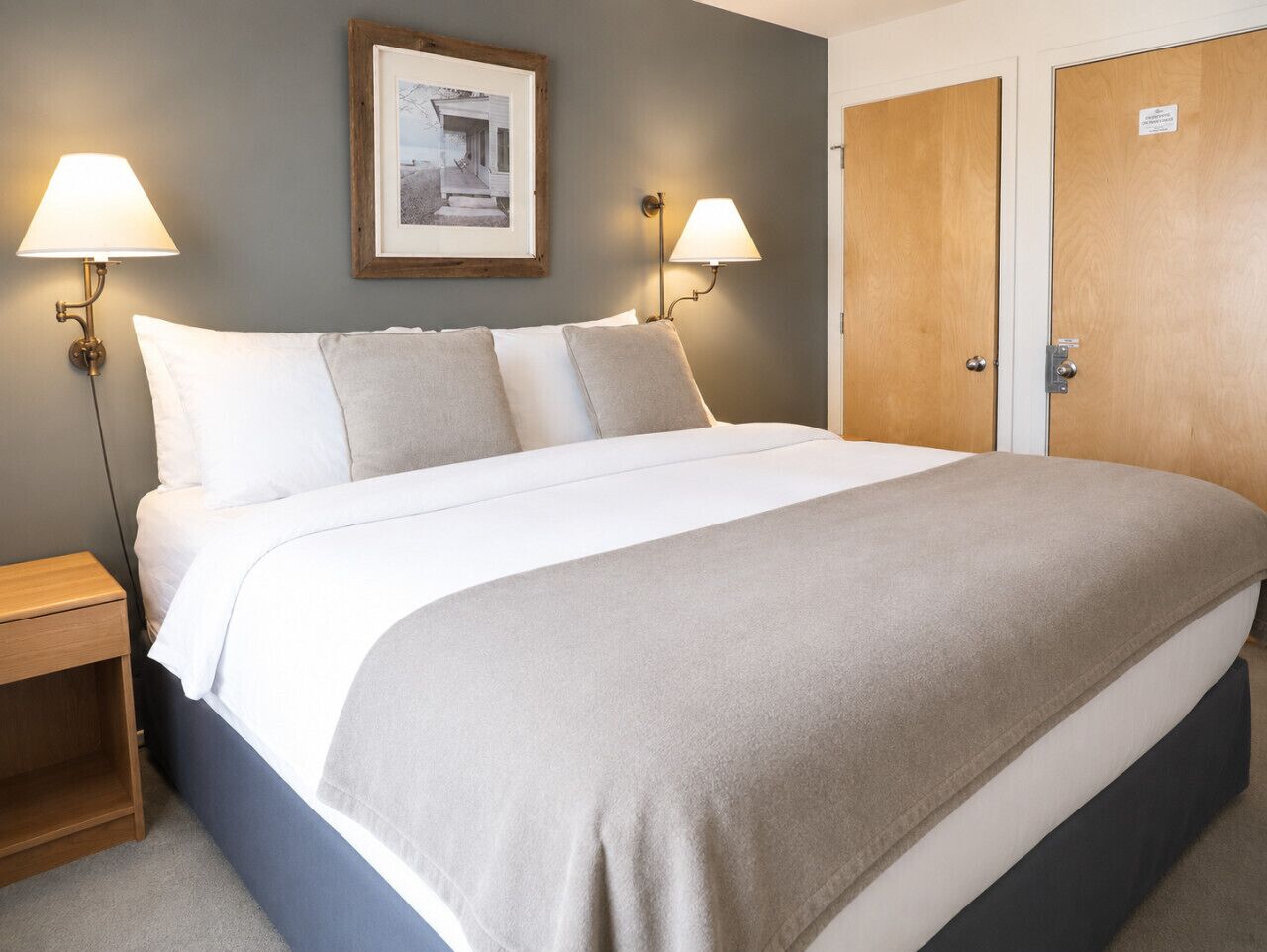 2 bedrooms, iron/ironing board, travel cot, free WiFi
