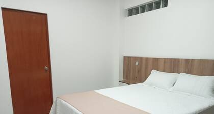 Apartamento matrimonial céntrico a todo y a diez minutos de la plaza de armas.