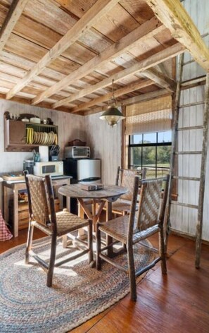 تناول الطعام