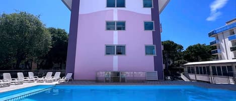 屋外プール