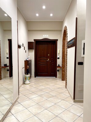 Hallway - Oasi d'Oltremare (Naples)