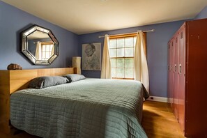 4 chambres, fer et planche à repasser, Wi-Fi, draps fournis