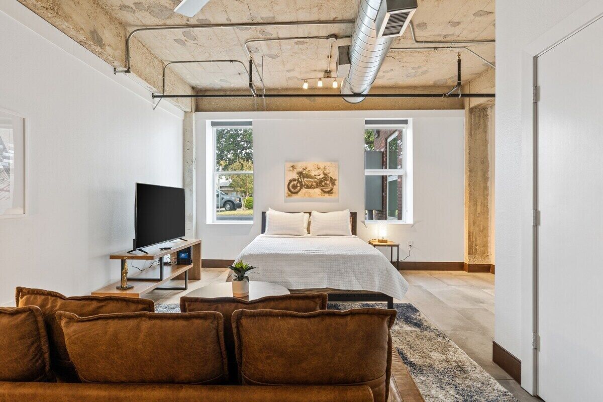 Unique Dallas Loft Apartment