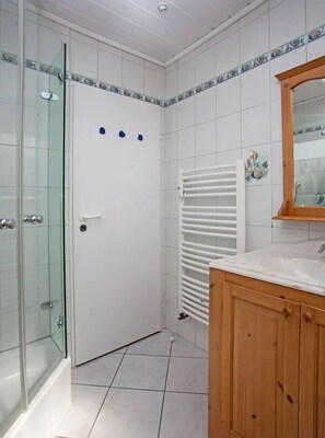 Shower - Wat Moi 3 - Dachgeschoss Ferienwohnung für 4 Personen (Borkum)