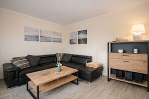 TV, DVD player, stereo