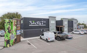 Property grounds - Beautiful Contemporary Suite #04 (Lawton)