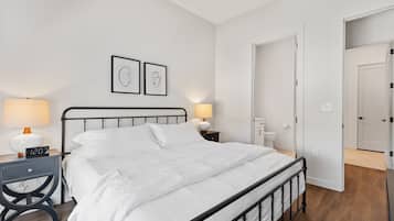 1 chambre, bureau, fer et planche à repasser, Wi-Fi