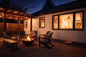 Terrace/patio - Retro oasis w/ private pickleball & sauna, close to Red Rocks & CO ski mountains (Arvada)