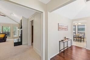 Interior - Cozy Nest-3-Bedroom Charm In Plano (Plano)