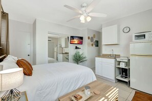 Strygejern/strygebræt, weekendseng, gratis Wi-Fi, sengetøj