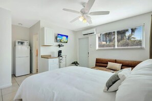 Strykejern/-brett, wi-fi (inkludert) og sengetøy