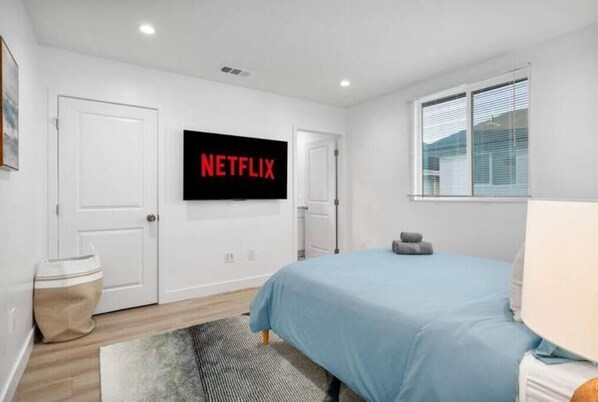 3 camere