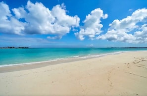 Playa en los alrededores
