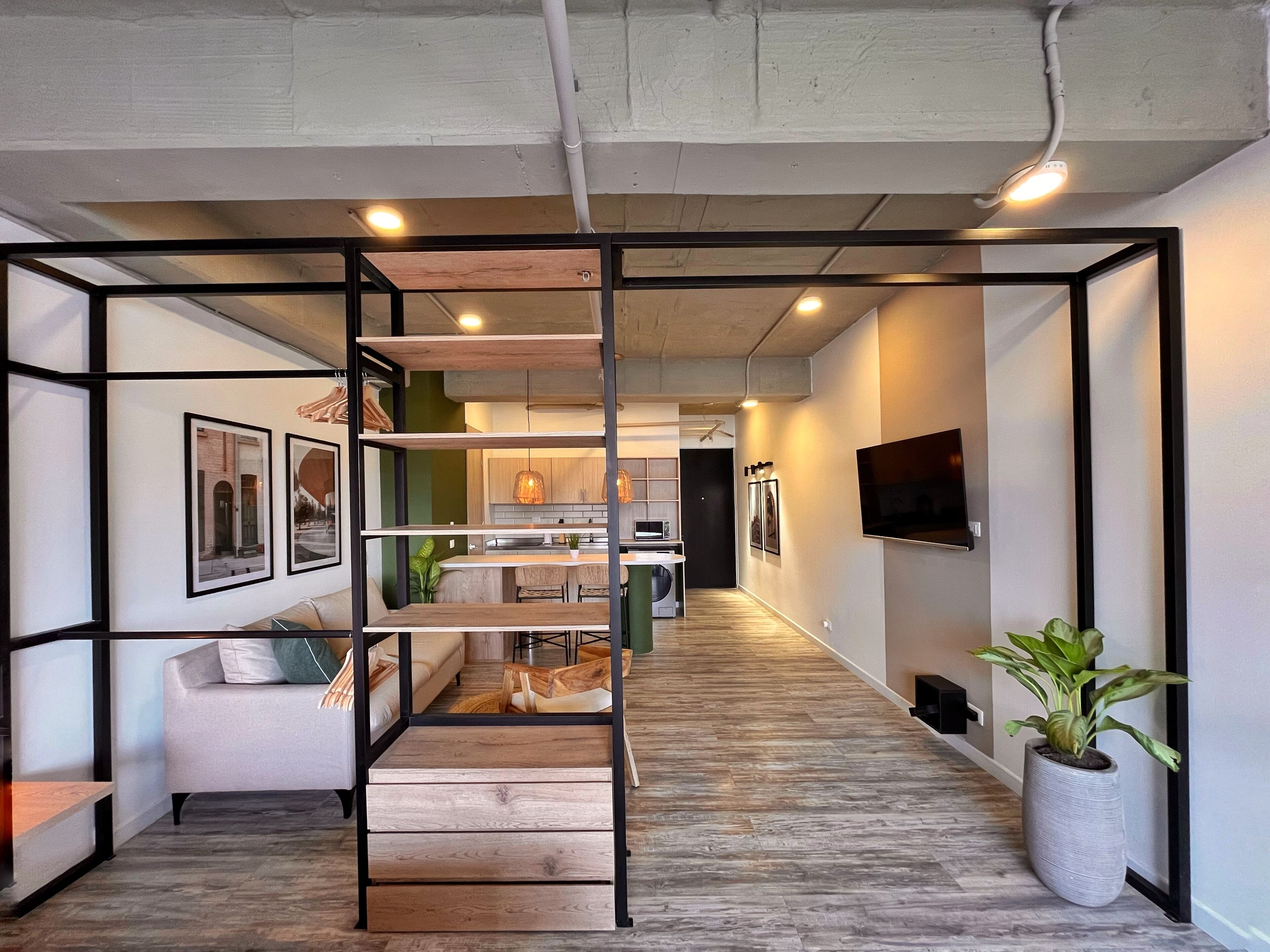 Grand Apartment | Living room | 40-inch Smart TV with cable channels, heated floors