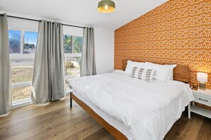 3 室のベッドルーム、アイロン / アイロン台、旅行用ベビーベッド、WiFi