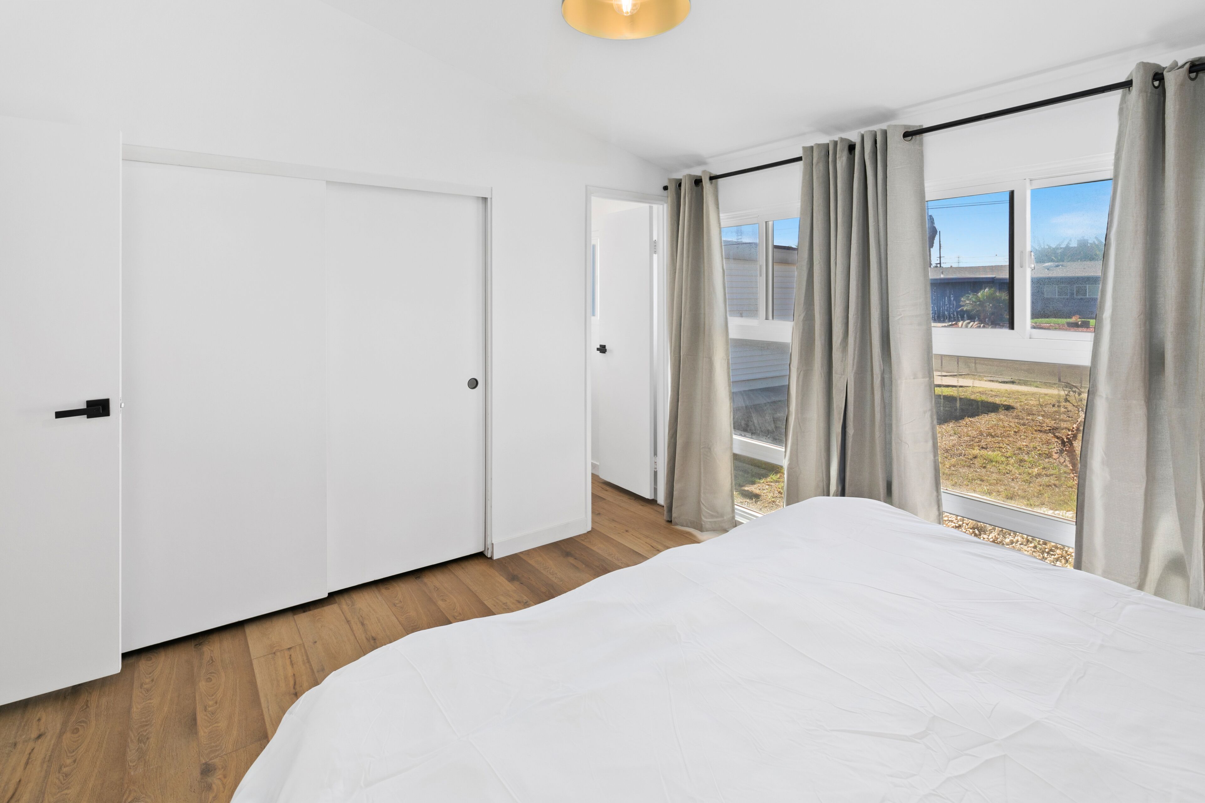 3 bedrooms, iron/ironing board, travel cot, WiFi