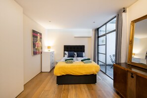 3 Schlafzimmer, Bügeleisen/Bügelbrett, WLAN, Bettwäsche