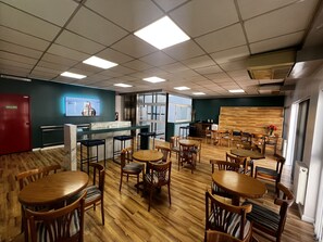 En 39-tommers LCD-TV med kabel-kanaler