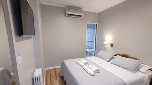 高級雙人房 | 埃及棉床單、高級寢具、舒適加層、客房內保險箱