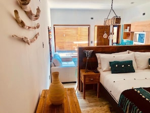 1 bedroom, travel cot, free WiFi, bed sheets
