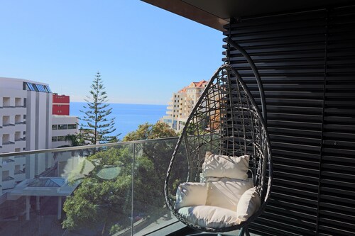 Seaside Xxi-10 , By OP Luxury Apartment With Perfect Location