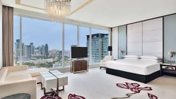 Junior Suite, 1 King Bed, Non Smoking, Ocean View | Egyptian cotton sheets, premium bedding, minibar, in-room safe