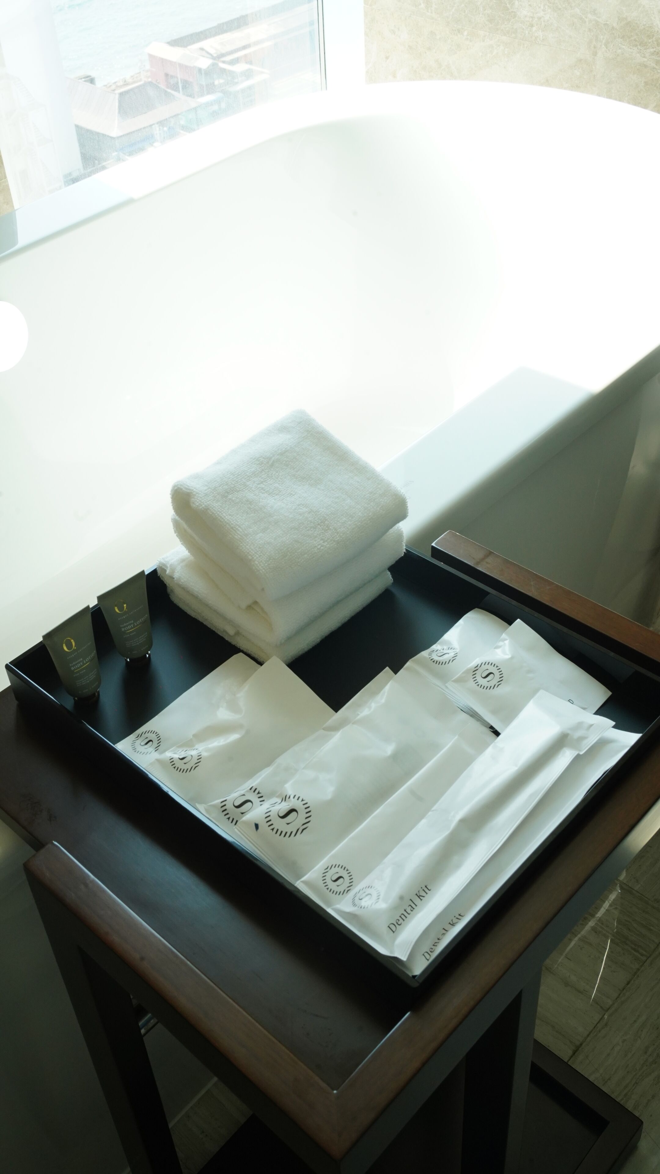 Premier Room, 1 King Bed, Ocean View | Bathroom