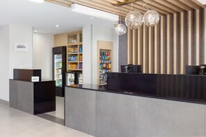 Reception - TownePlace Suites by Marriott Pleasanton (Pleasanton)