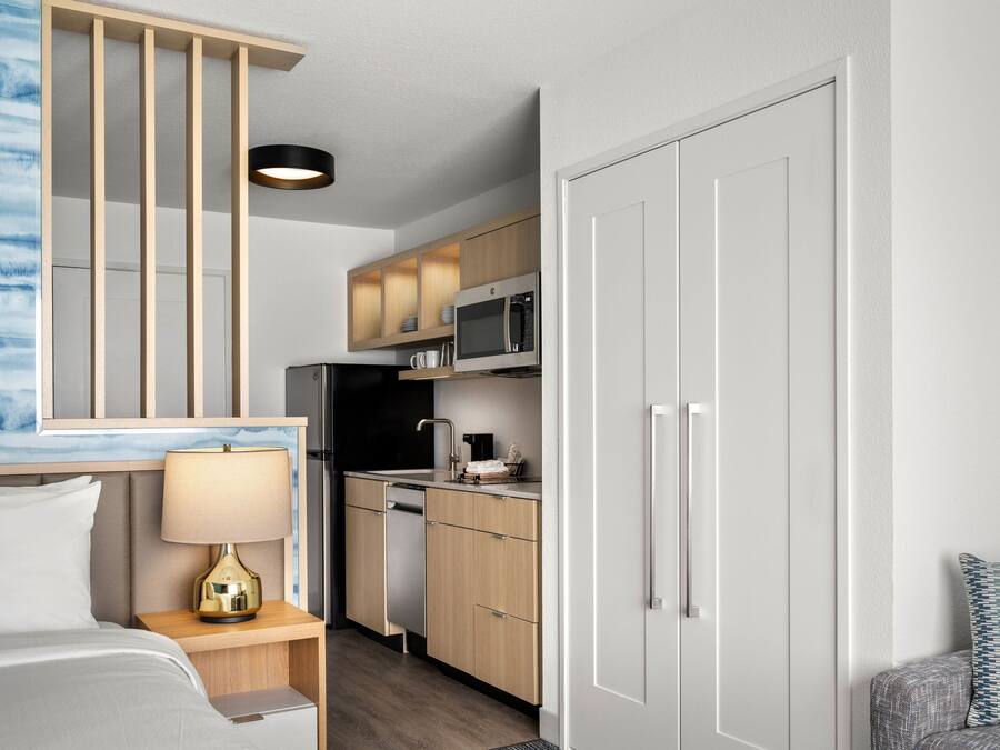 In-room safe, desk, laptop workspace, blackout drapes