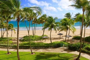 Beach nearby - Resort Condo at Wyndham Grand Rio Mar (Río Grande)