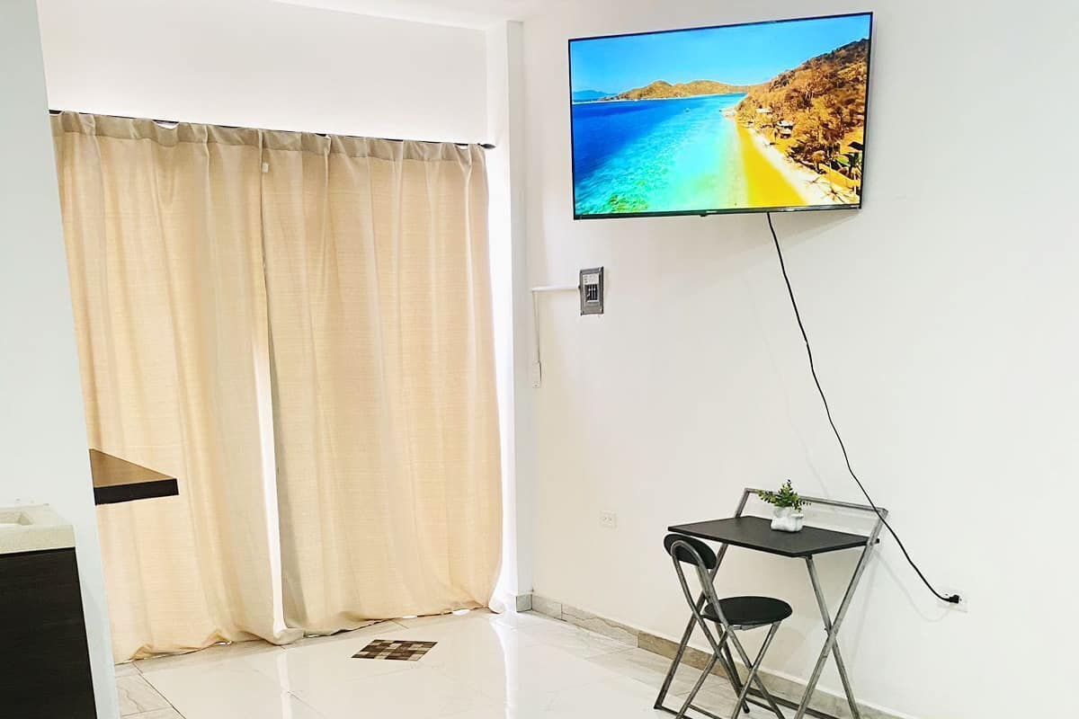 Basic Studio | Wi-fi percuma, cadar katil