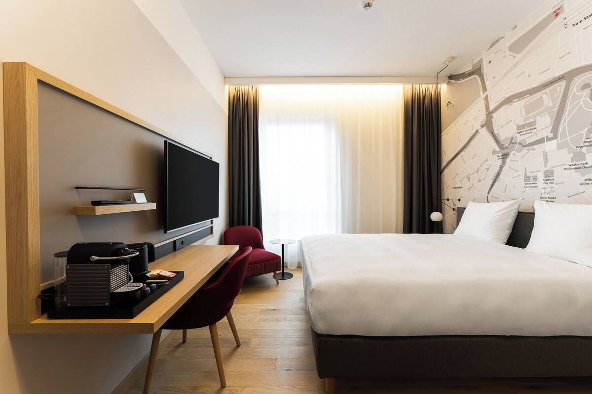 In-room safe, soundproofing, iron/ironing board (on request)