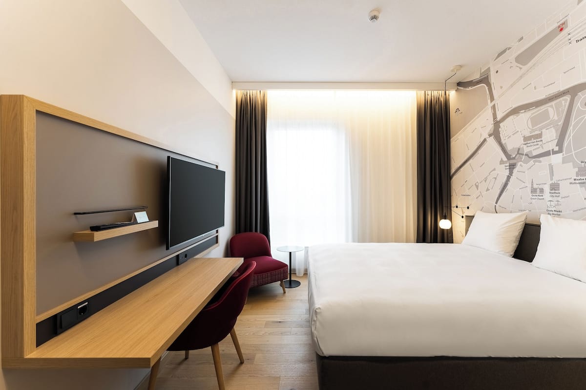 In-room safe, soundproofing, iron/ironing board (on request)