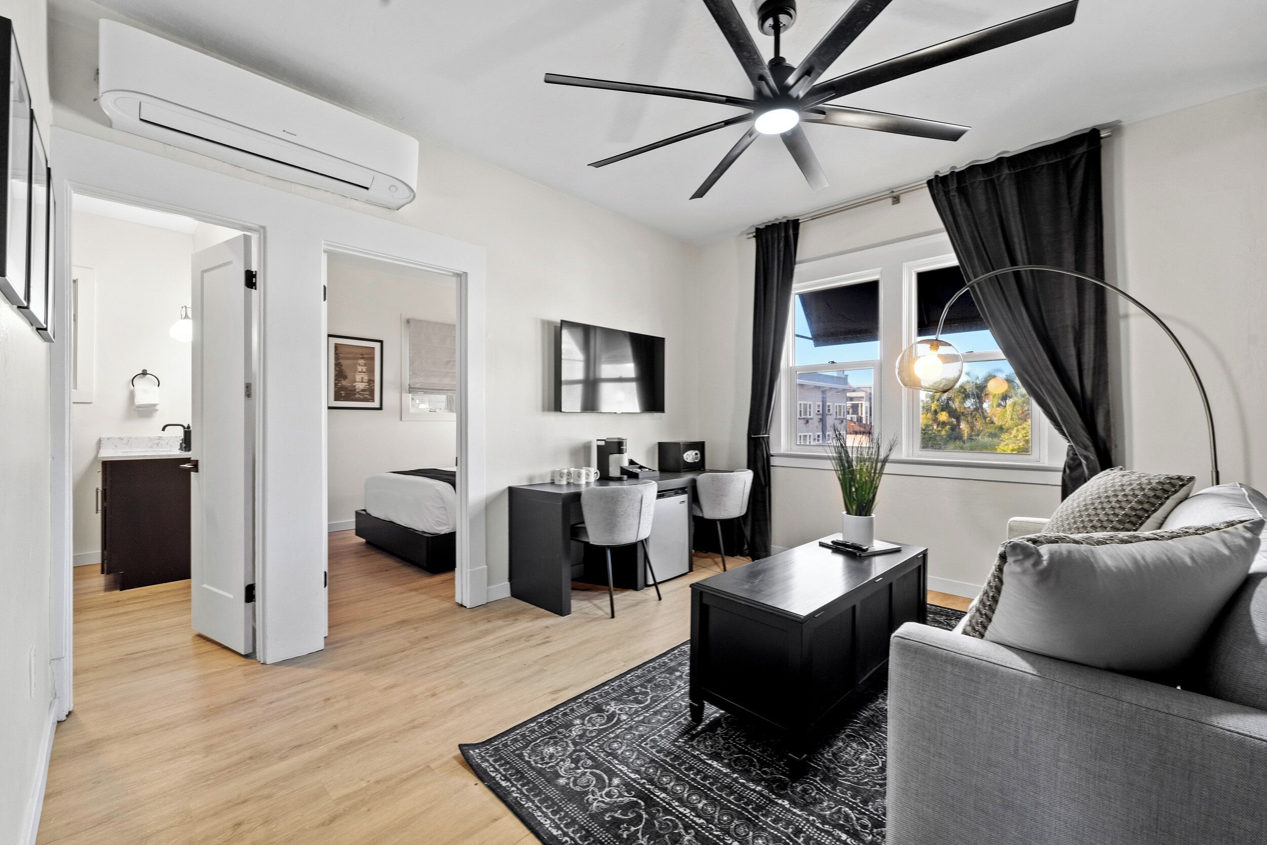 Habitación Premier, 1 cama Queen size y sofá cama